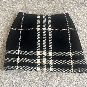 Burberry London 100% wool skirt